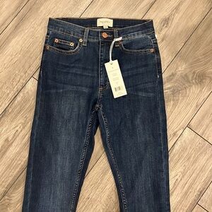 FRENCH Connection Skinny Jeans Dark Wash Denim size 2